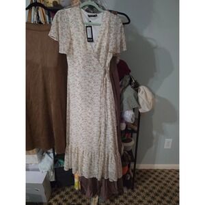 Nasty Gal Floral Wrap Short Sleeve Midi Tea Dress White Pink Size 2 NEW